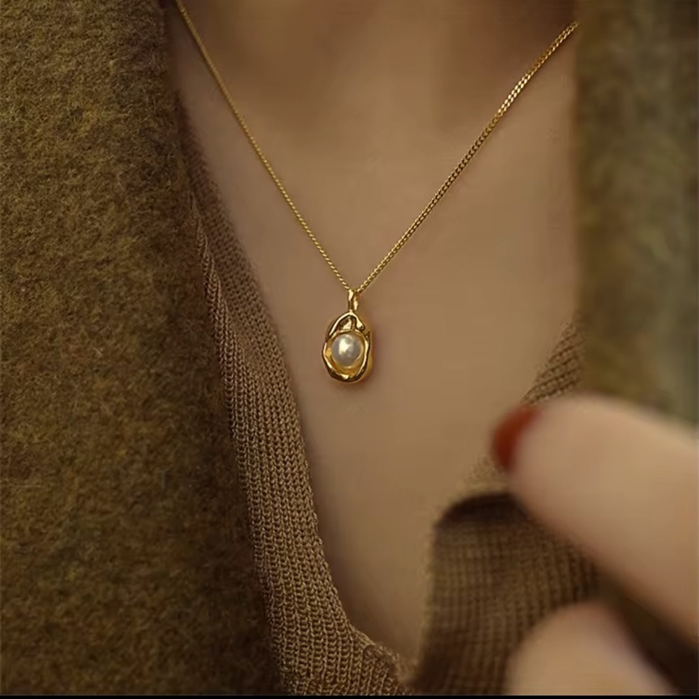 Pearl Necklace 18K Gold Stainless Steel Retro
Stainless Steel Necklace - Picture 2 of 10